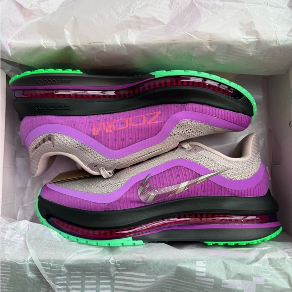 Women's Nike Pegasus Premium - Picture 6 of 6